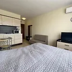Summer Breeze 506 Private Sunny Apartament *