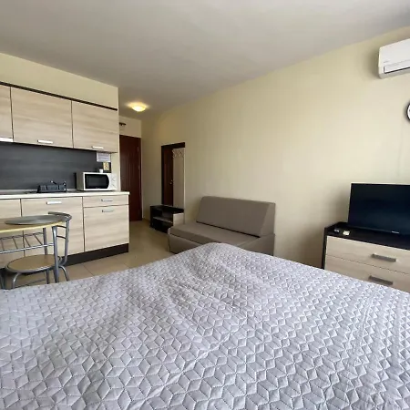 Summer Breeze 506 Private Sunny Daire *